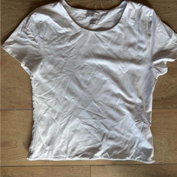 Aritzia Tops - Aritzia White T-Shirt